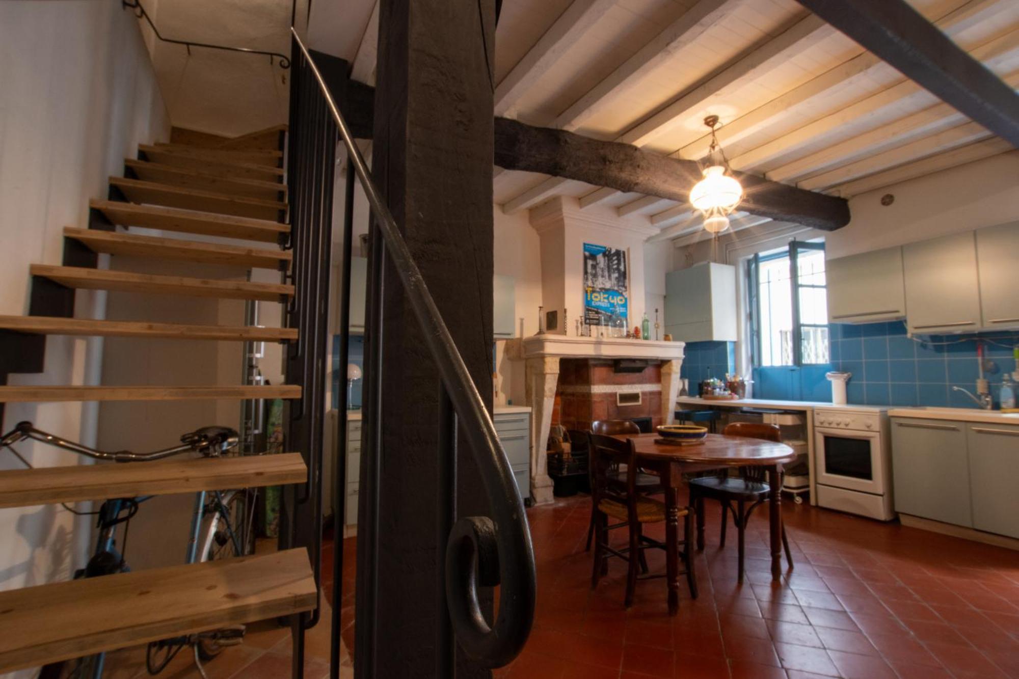 Ecrivain - Maison Avec Terrasse Arles Luaran gambar